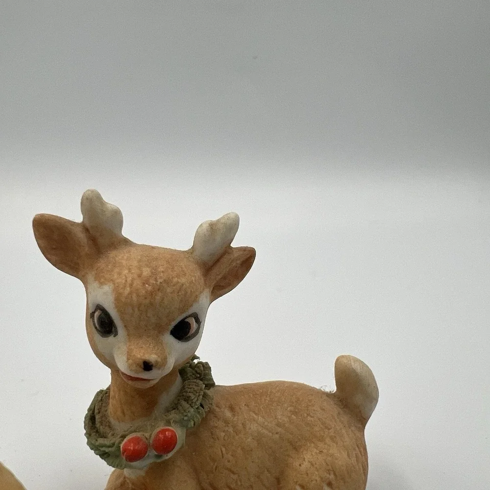 Vintage Reindeer Christmas Ceramic Mini Figurine Figures Trinkets‎ Lot of 3